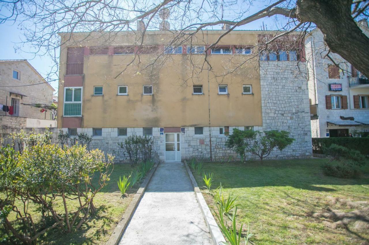 Modern Living In The Heart Of Trogir Leilighet Eksteriør bilde